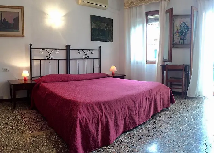 安提卡罗坎达蒙提酒店