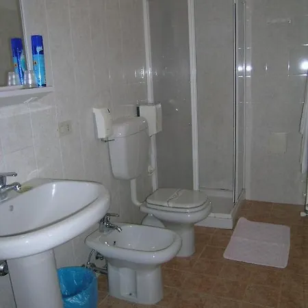 فندق Antica Montin 2*